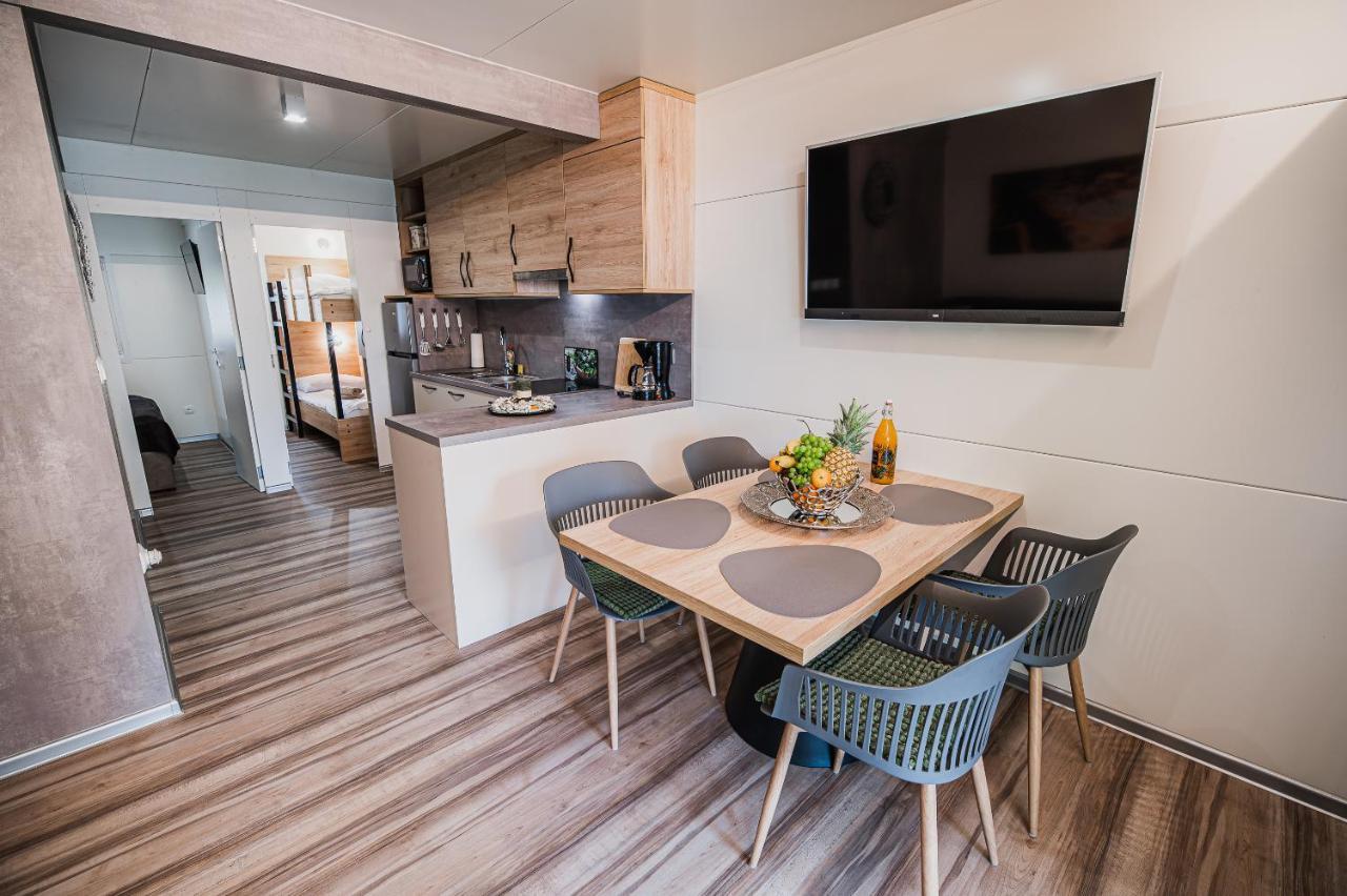 Premium Mobile Homes With Thermal Riviera Tickets チャテジ・オプ・サヴィ エクステリア 写真
