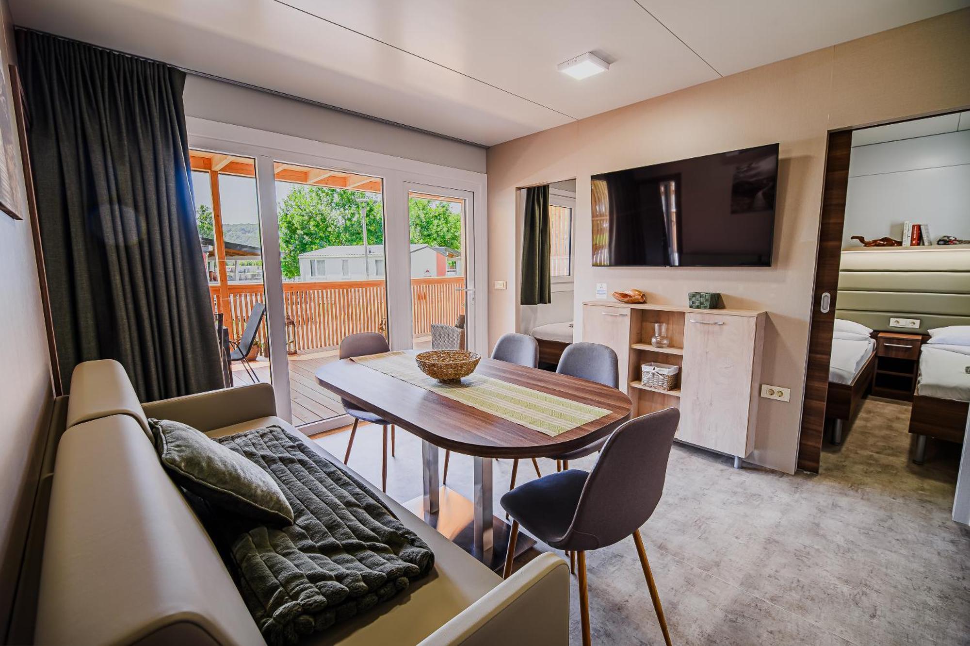 Premium Mobile Homes With Thermal Riviera Tickets チャテジ・オプ・サヴィ エクステリア 写真