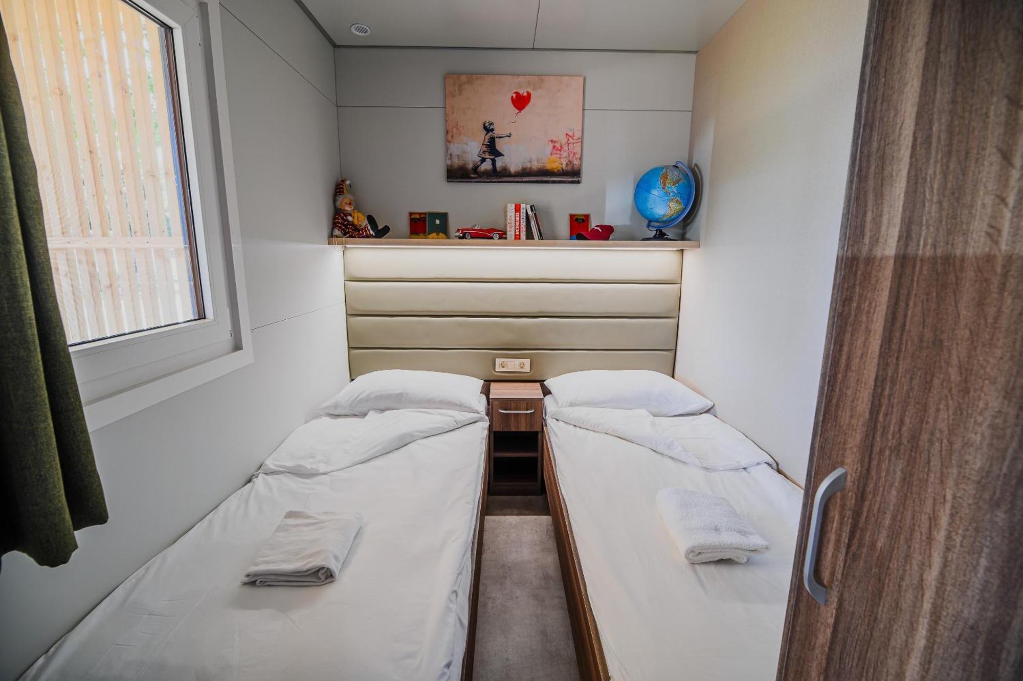 Premium Mobile Homes With Thermal Riviera Tickets チャテジ・オプ・サヴィ 部屋 写真